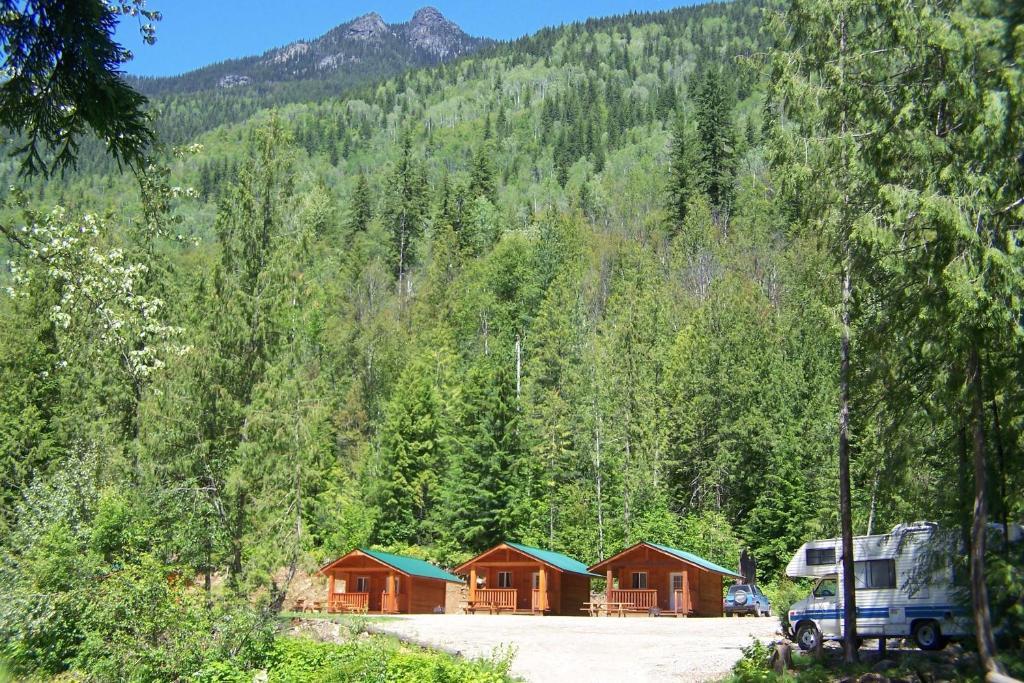Noah'S Ark Campground Revelstoke Cameră foto