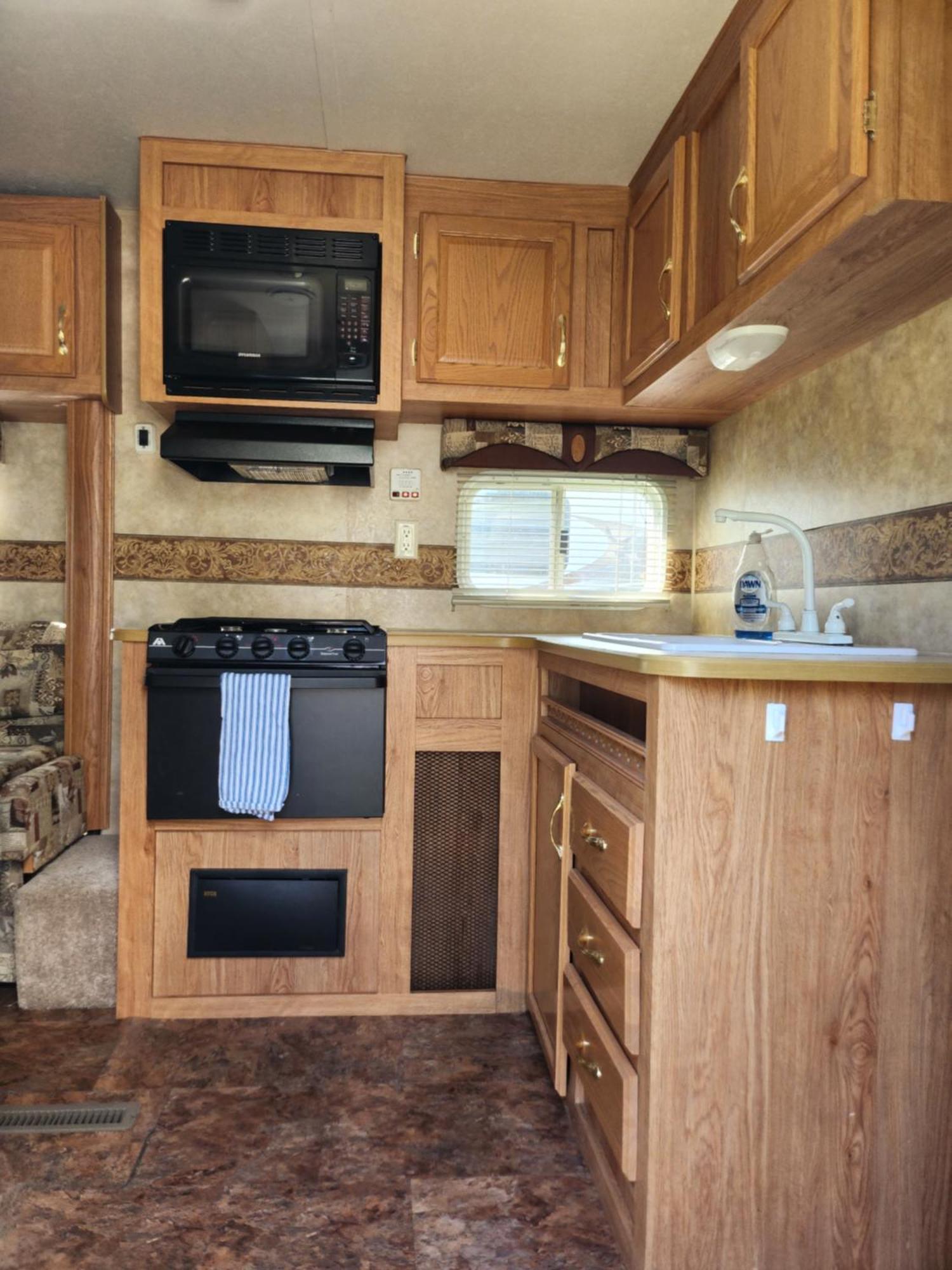Noah'S Ark Campground Revelstoke Exterior foto